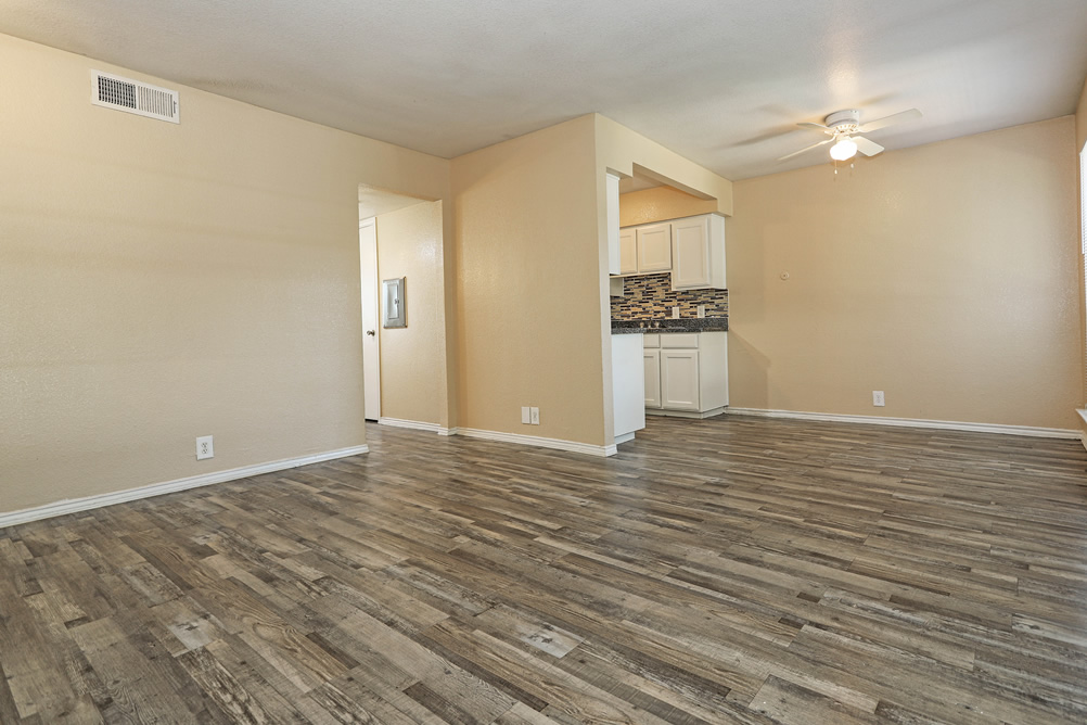 6760 Calmont Avenue - 116