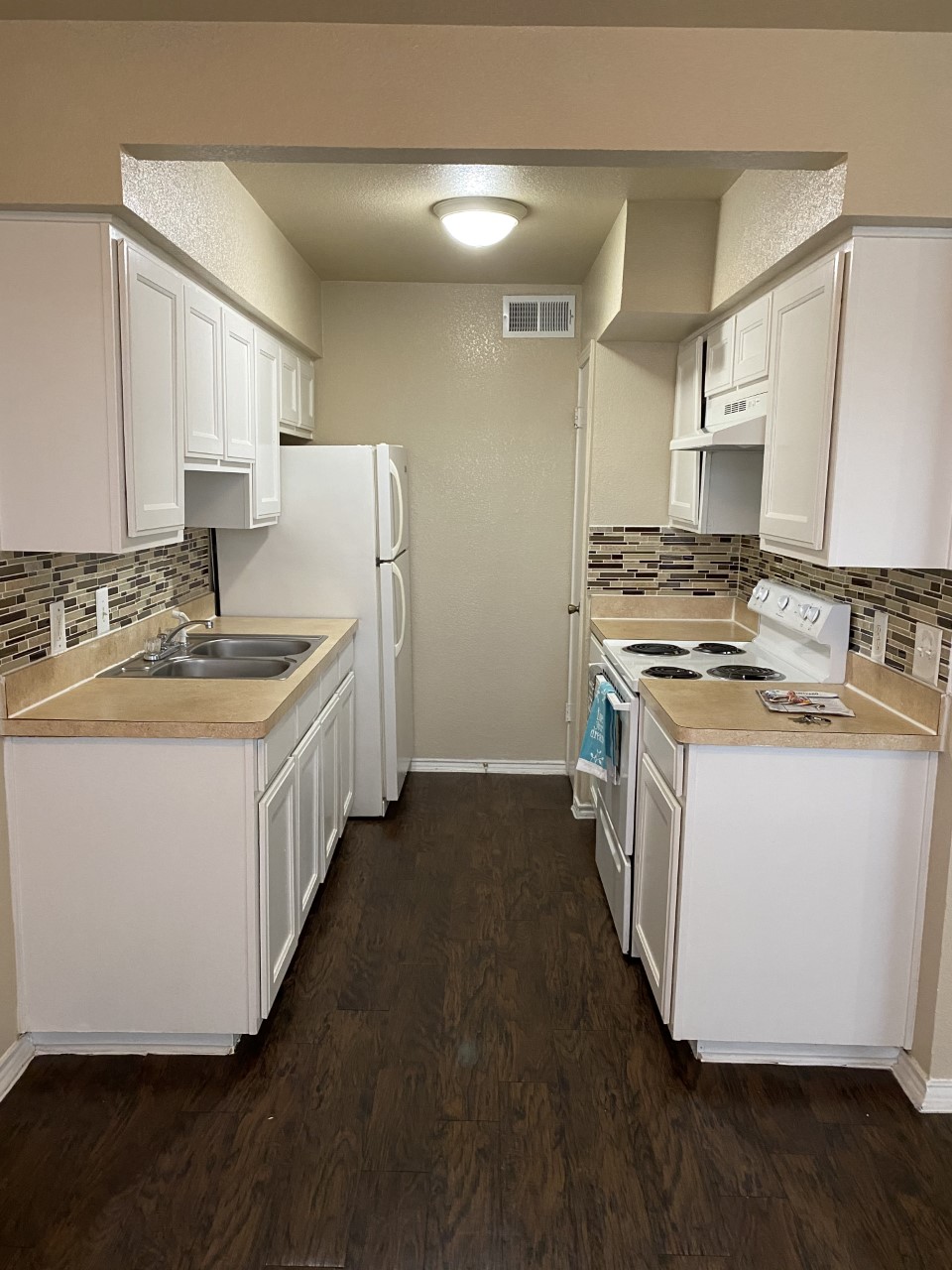 6760 Calmont Avenue - 102