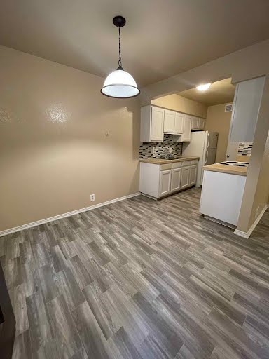 6760 Calmont Avenue - 222